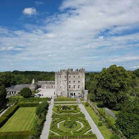 Kilkea Castle Hotel Екстериор снимка