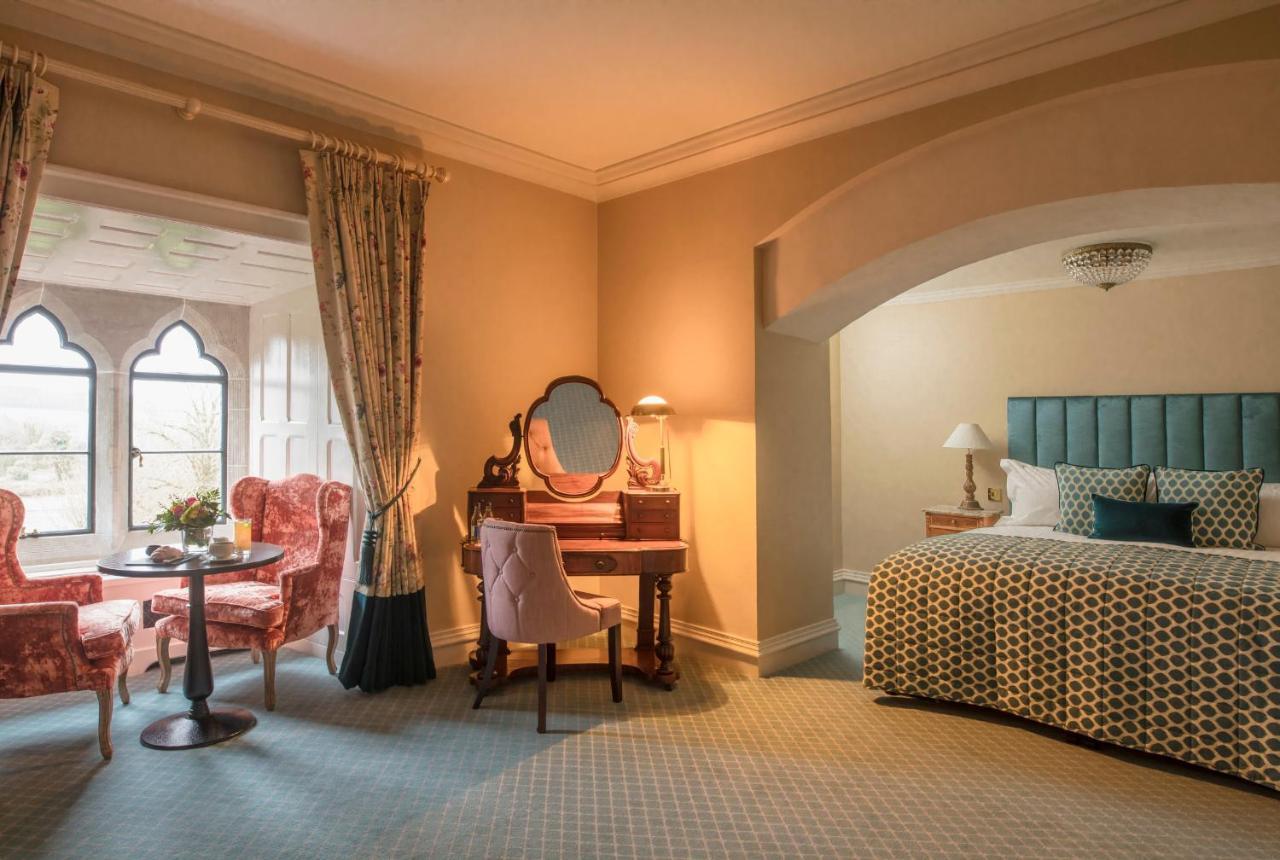 Kilkea Castle Hotel Екстериор снимка