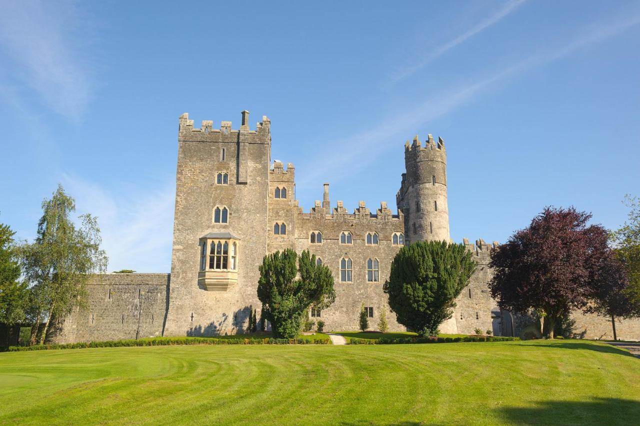 Kilkea Castle Hotel Екстериор снимка